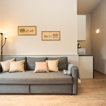 شقة Duomo Design Cube - 10 Minutes Walk From Brera ميلان المظهر الخارجي الصورة