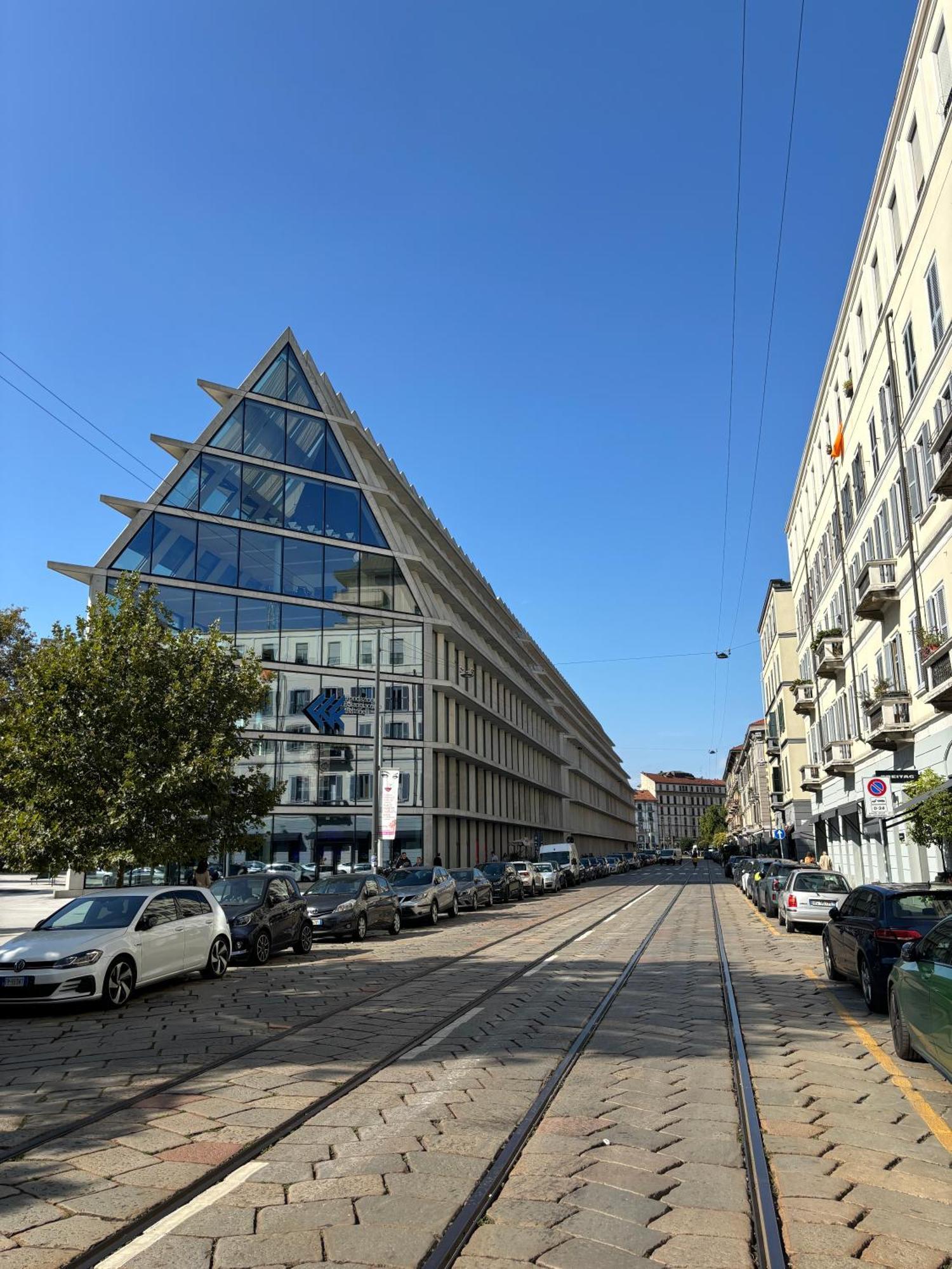 شقة Duomo Design Cube - 10 Minutes Walk From Brera ميلان المظهر الخارجي الصورة